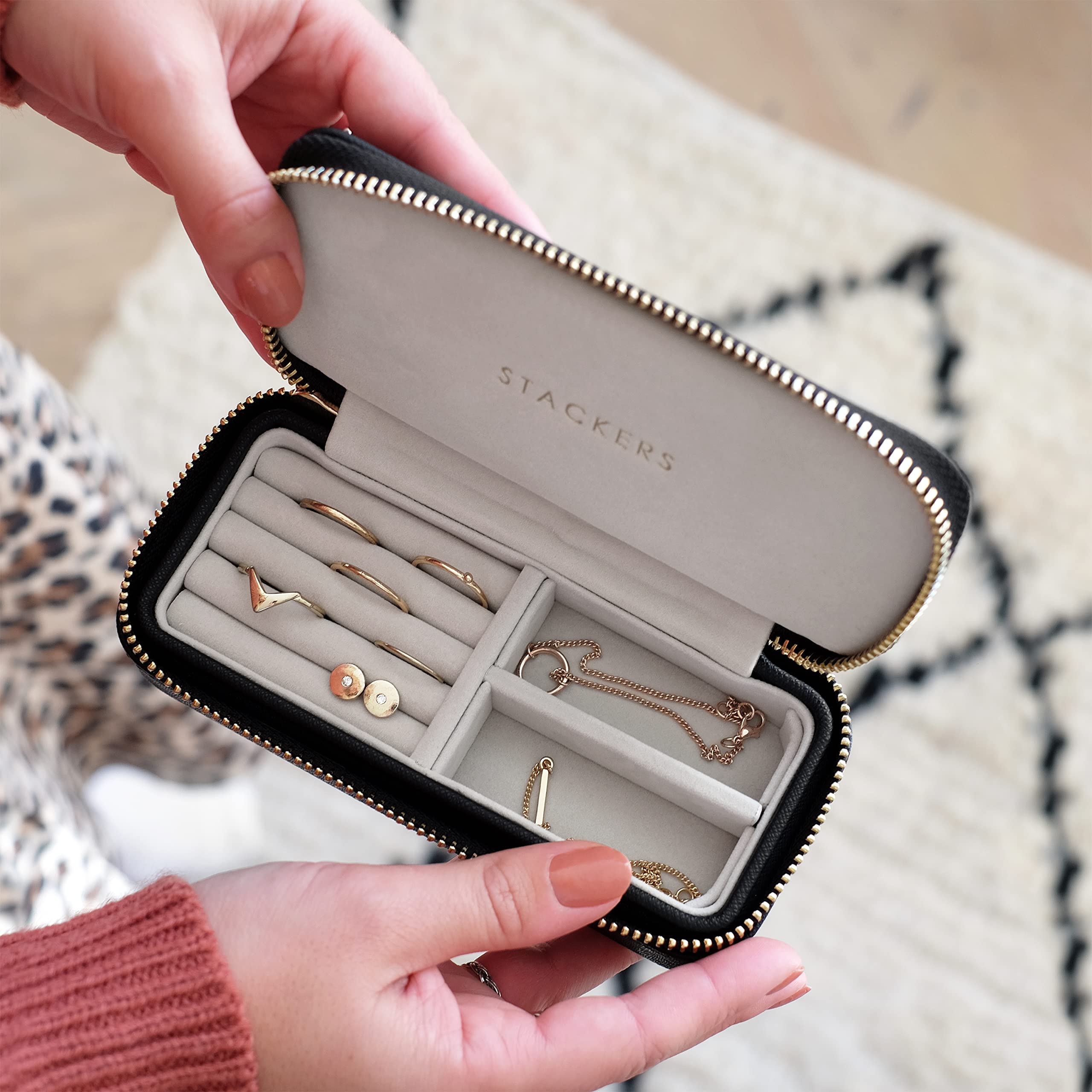 STACKERSアクセサリーケース スタッカーズロンドン 小物入れ ３段 収納 Amazon｜STACKERS LONDON (スタッカーズ ロンドン) トラベル